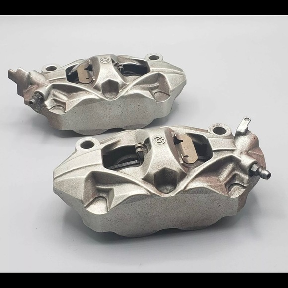 Brembo Calipers - Picture 2 of 5